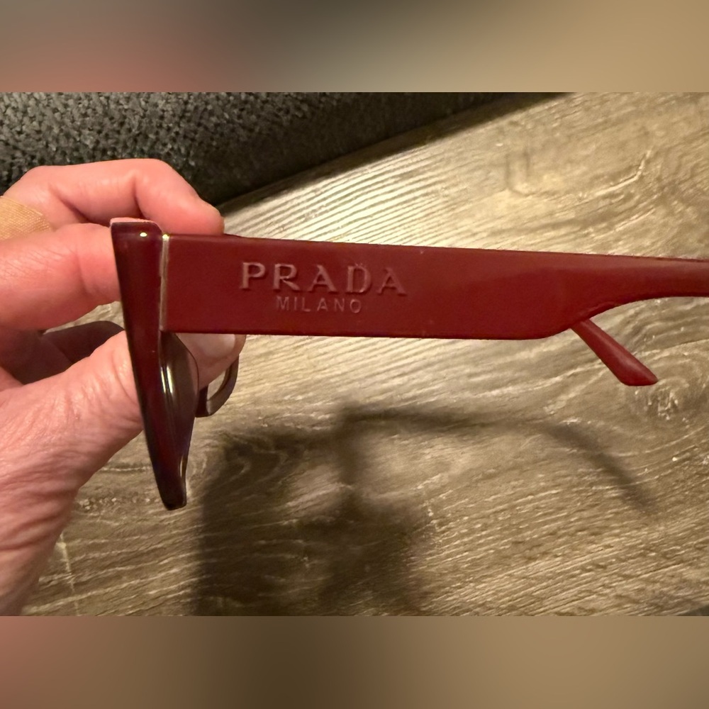 Prada - NWT - Women’s Bordeaux Cat-Eye Sunglasses - Picture 4 of 10